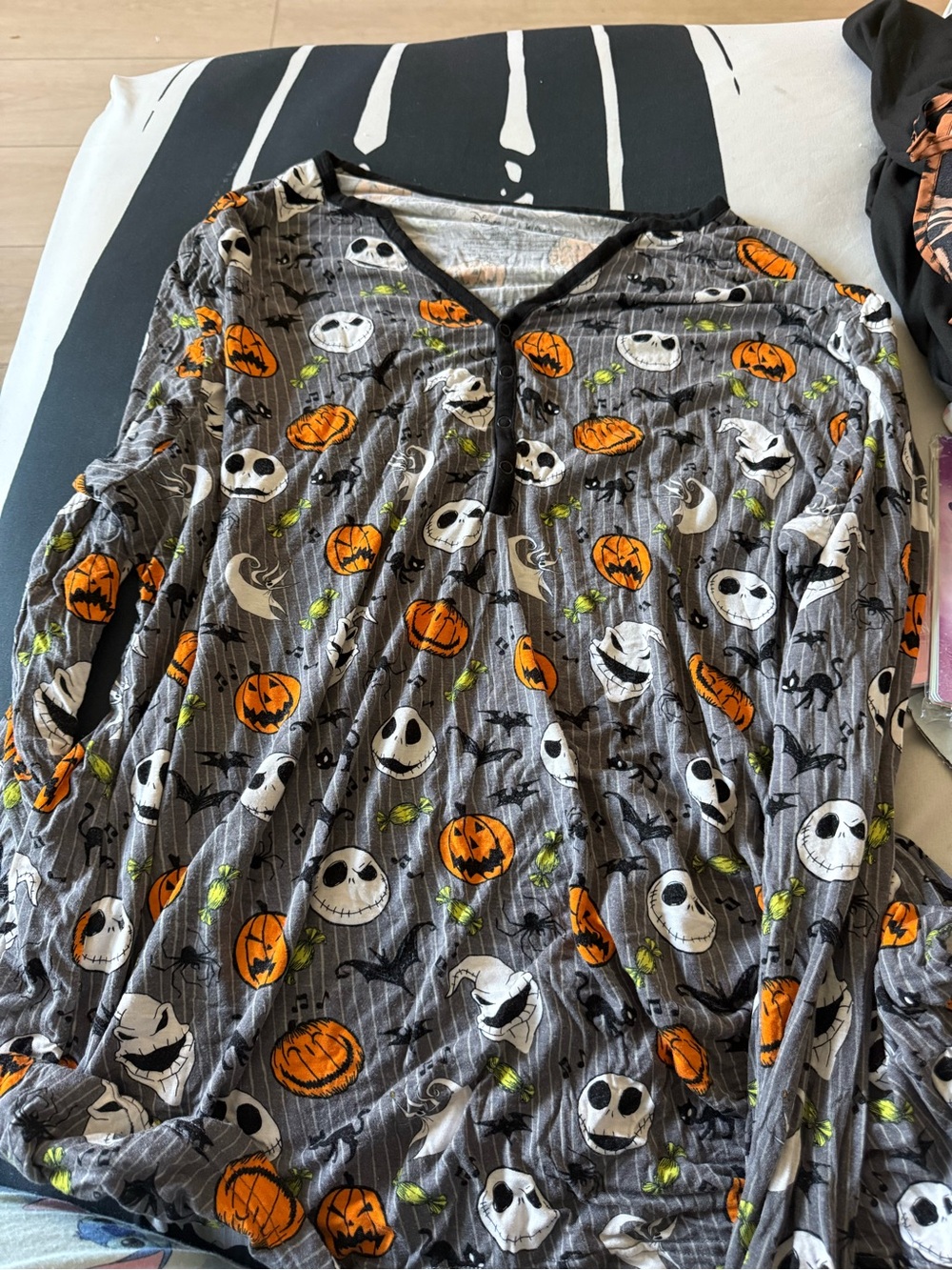 Disney Gray Halloween Jack Skellington Pumpkin Sleep Top
